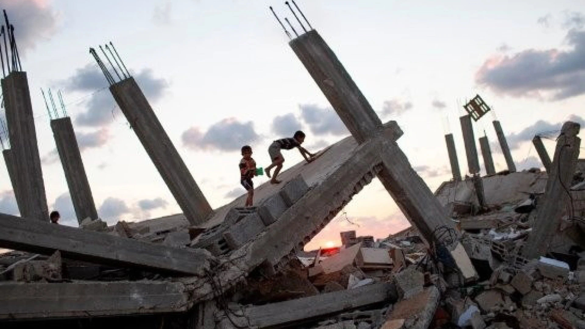 Il 1° febbraio il Municipio di Civitella Alfedena si illumina di blu.